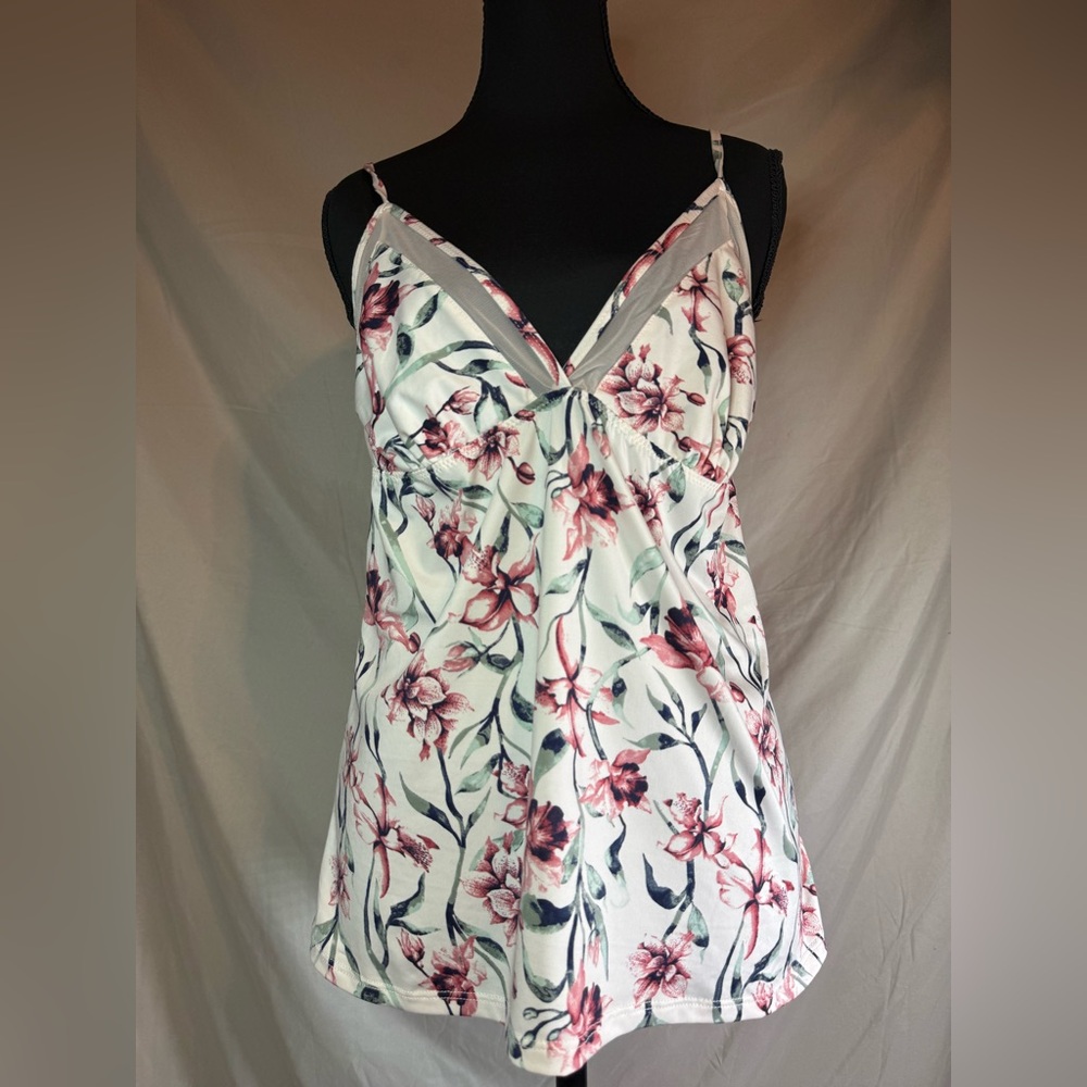 Vince Camuto Lola Floral‎ Cami Pajama Top 🌺
